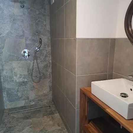Podgorska Odskocznia Hétvégi ház